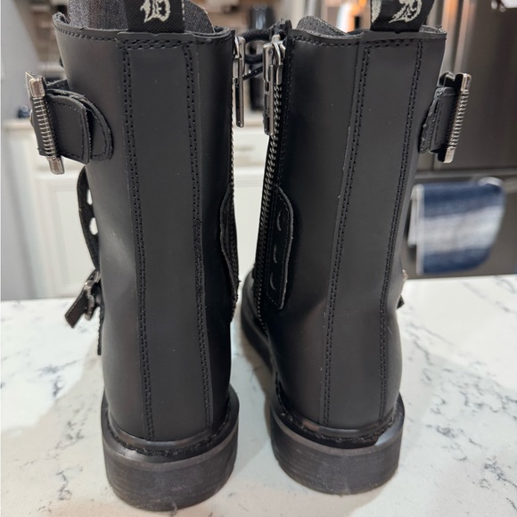 Deathrow combat boots from Vampire freaks. main image 10